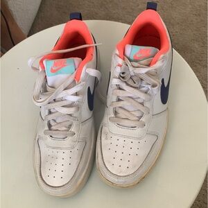 Young kids NIKE COURT VISION LOW